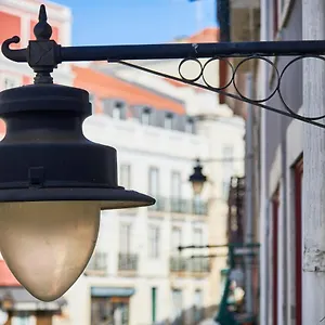 Spacious Bairro Alto With Courtyard, By Timecooler Appartement Lissabon